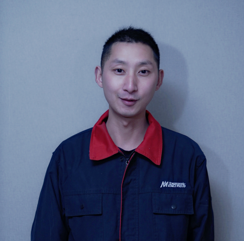 德阳装修工长贾勇
